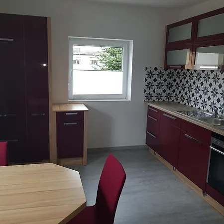 Ganze Monteurswohnung Mit 2 Schlafzimmern 90 Qm Bad Salzschlirf