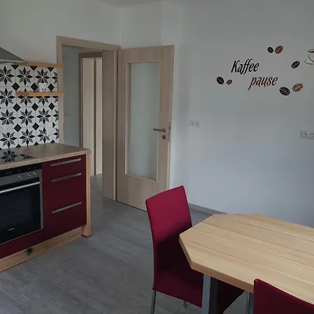 Apartment Ganze Monteurswohnung Mit 2 Schlafzimmern 90 Qm