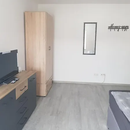 Ganze Monteurswohnung Mit 2 Schlafzimmern 90 Qm Bad Salzschlirf